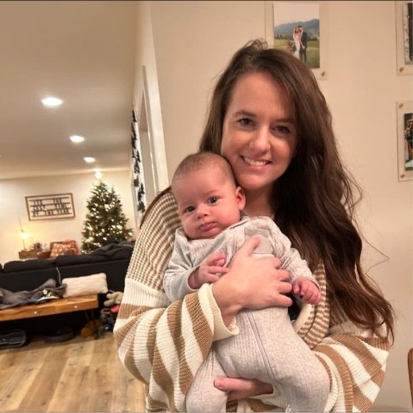 Meet your Posher, Jessica - Picture 1 of 1